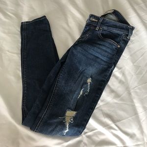 Hollister jeans